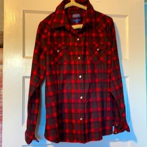 Red/black wool washable Pendleton shirt